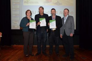 broadcast_award_2013