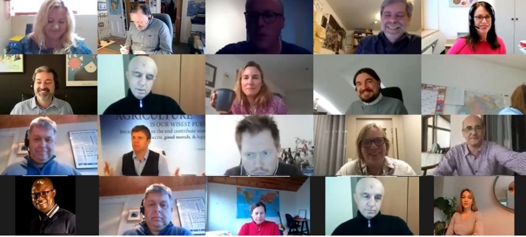Le comité de direction de la FIJA s'est réuni via Zoom le 27 janvier en présence de 37 membres. Outre les comptes rendus des rapports des membres du Présidium, le Comité de direction a approuvé le budget 2021 et a pris connaissance du nouveau calendrier des prochains congrès