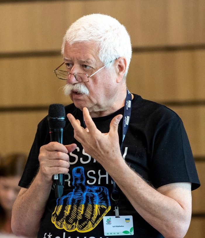 Larysa Guk, présidente de l'Union des journalistes agraires d'Ukraine, et Iurii Mykhailov, membre de longue date du conseil d'administration de l'IFAJ et résident de Kyiv, ont partagé leurs expériences avec les autres participants au congrès de l'IFAJ au Danemark. Voici leurs commentaires.